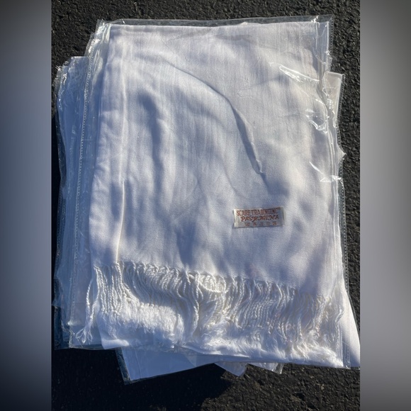 Lot of 3 White Pashmina Head Scarf Throw Head Wrap - Picture 1 of 1